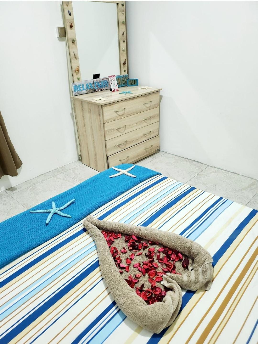 Kot Nu - Beach Themed Apartment - 3 Mins Walk From The Sea Flic en Flac Екстер'єр фото